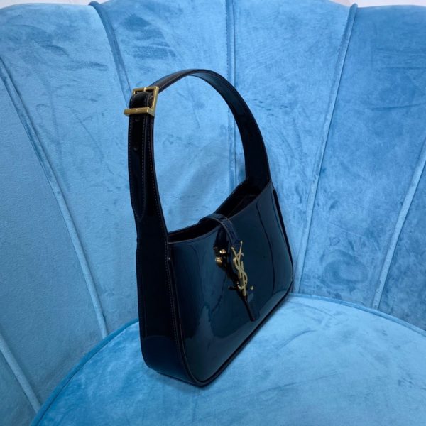 Yves Saint Laurent  Hobo Bag In Smooth Noir Online