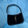 Yves Saint Laurent  Hobo Bag In Smooth Noir Online