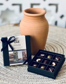 TEXTURES OF THE UAE- MIXED TRUFFLES BOX Online Sale