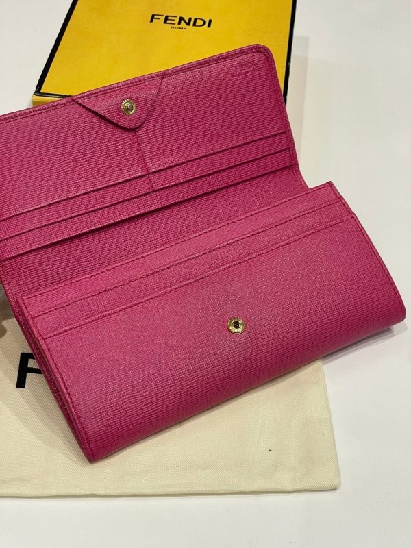 Fendi - Portefeuille compagnon rose fuchsia For Discount